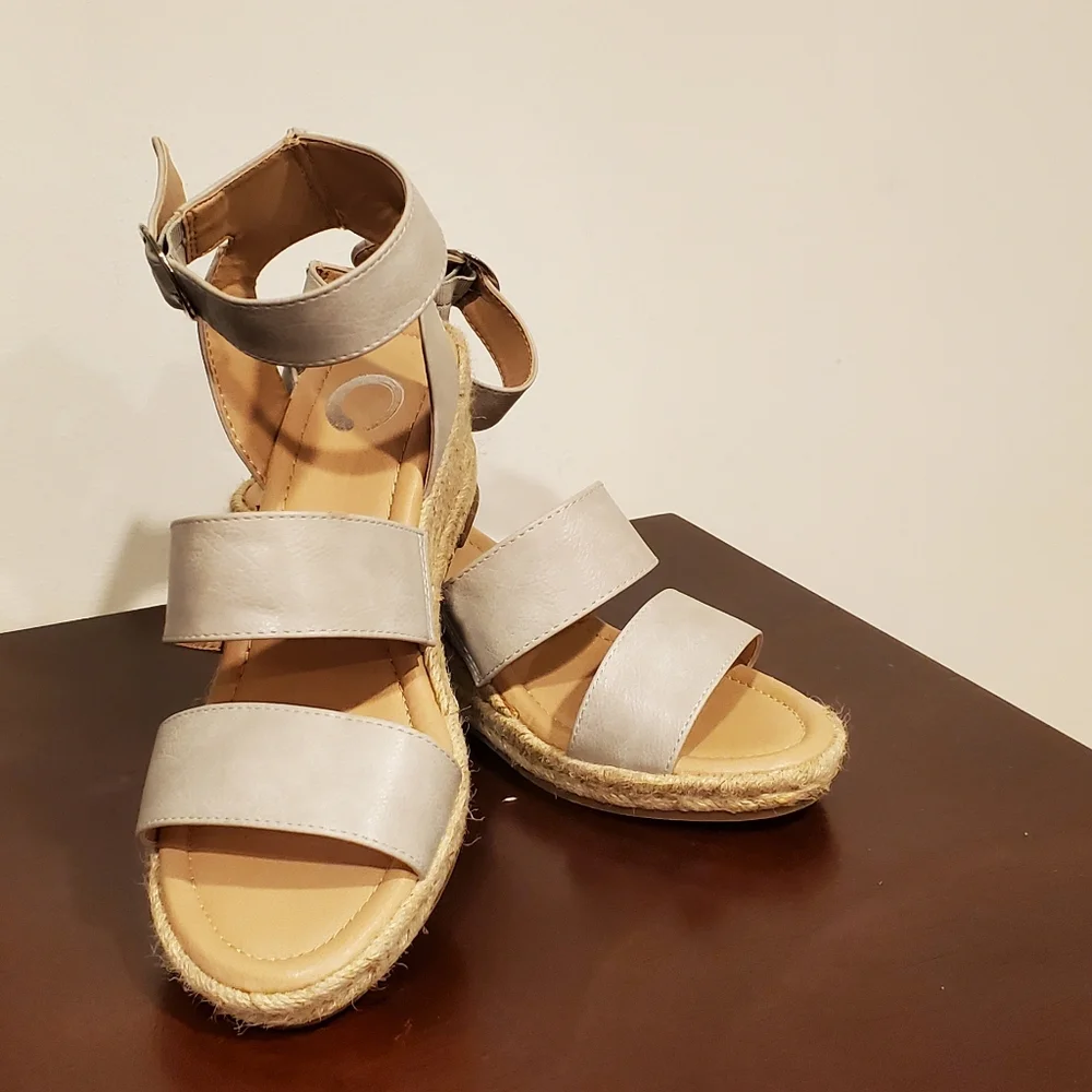 Cream/ Beige Espadrille Wedge Sandals with Adjustable Ankle Strap, Size 6.5